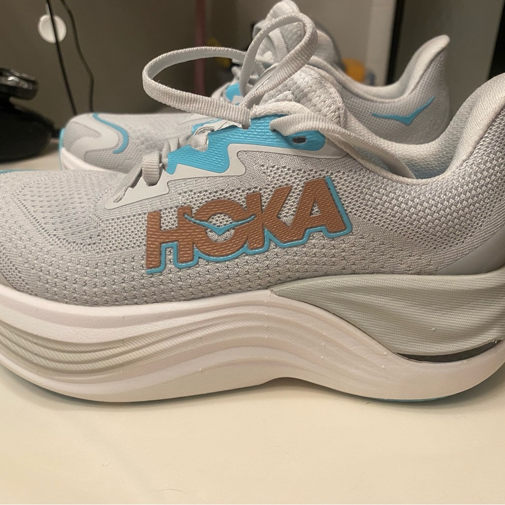 Hoka Women’s Skyward X Gray Blue Size 6 (6D) - Used 27 mi, Like New. $75 Floor